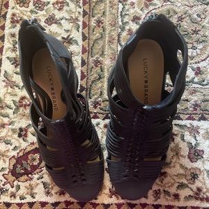 Lucky Brand chunky heeled sandals